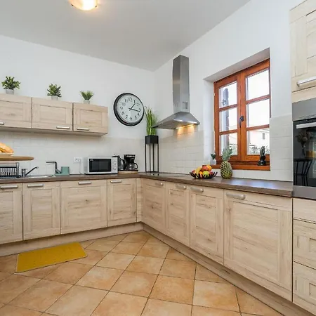 Amazing In Muline With Wifi Holiday home