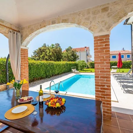 Holiday home Amazing In Muline With Wifi *