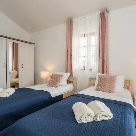 Feriehus Luxurious In Muline With Sauna Soline (Dalmatia)
