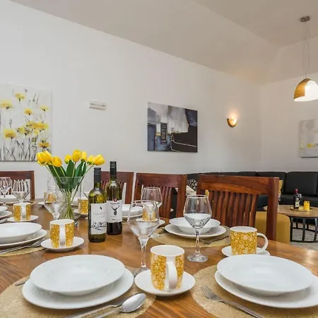 Tatil Evi Beautiful In Muline With Sauna *