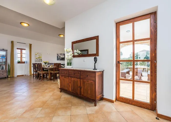 Vikendica Beautiful In Muline With Sauna *