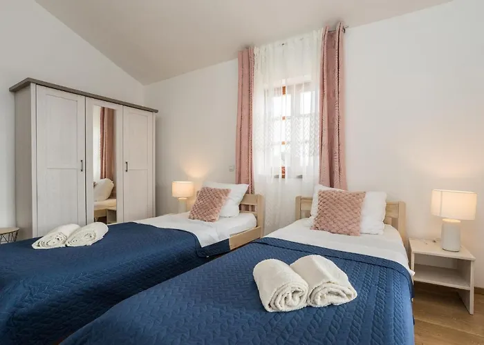 Vikendica Beautiful In Muline With Sauna Soline (Dalmatia)